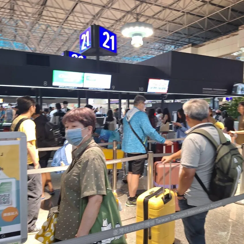 富國島事件翻版？承包旅行社沒給錢　63人險被扣在峴港