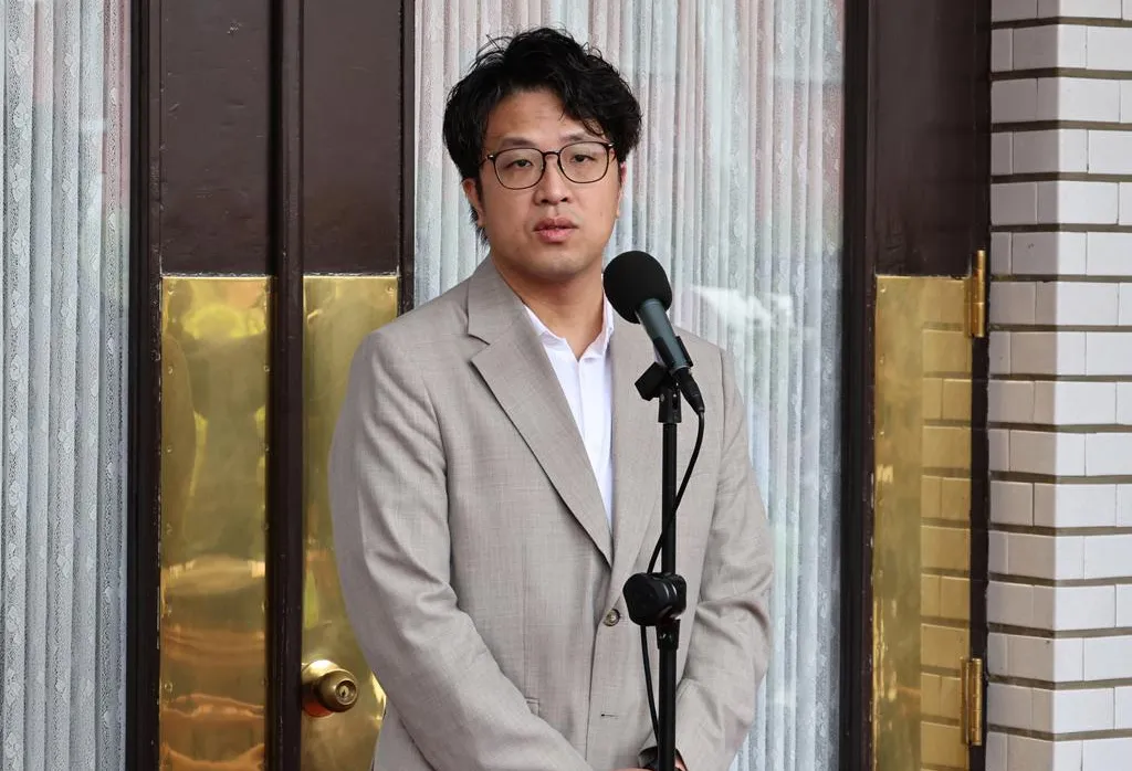沈伯洋拋「南北縫合說」！蔣競辦狠打臉：又拿市府政策當政見？