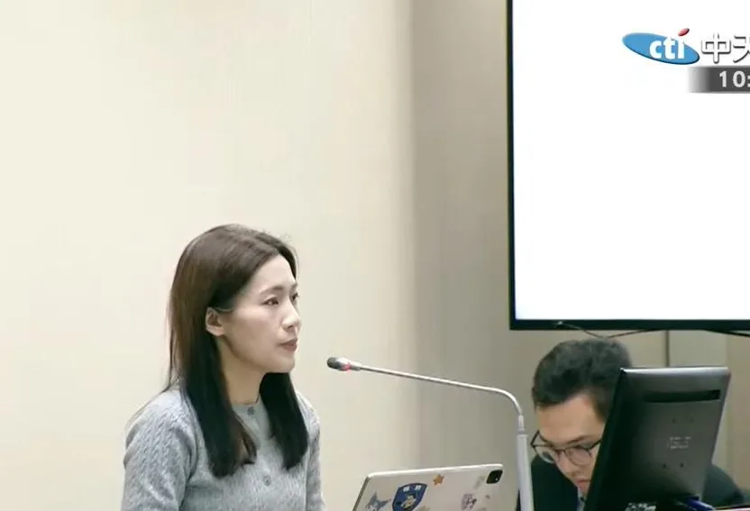 議程排滿被疑「牽制」沈伯洋　徐巧芯：綠營少爺小姐們很難伺候