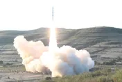 一箭雙星！陸成功發射試驗十四號十五號衛星