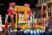歡喜迎兔年！新加坡揮別疫情陰霾　牛車水年貨市集復辦熱鬧滾滾