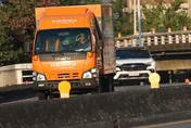 防鑽漏洞！隔熱紙納管「不溯及舊車」　學者籲訂落日條款