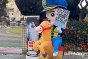 今國小開學日！台中警護童勤務　駿馬創意人偶全上陣