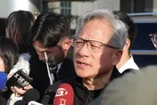 影/黃仁勳抵台！將拜訪客戶並與魏哲家見面
