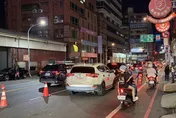 入境隨俗？桃園雷霆除暴抓139人　3越南移工車內有毒品