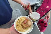 何欣純造勢餐盒「沒超過30元」？AI推估價格曝光