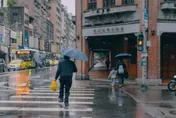 颱風瑪娃最快明轉強颱！雨彈狂轟17縣市　半個台灣溼答答…太陽露臉時間曝