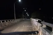 快訊／道路中斷、寶華橋錯位！台東連夜狂震…今中午起3區停班停課