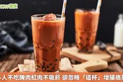 為什麼不抽菸不喝酒還是罹癌? 醫曝常忽略的「這杯」易增腸癌風險