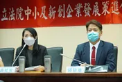 綠營鋪天蓋地砲轟高虹安　邱臣遠怒批：抹黑不成就毀人格？