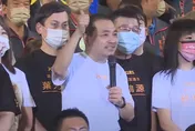 三重造勢晚會千人力挺　侯友宜站「越」字前霸氣喊話