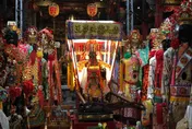 內幕/台北市長選戰短兵相接！艋舺大拜拜的「青山王扶轎政治學」