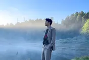 「怪物新人」沒爬過山…帶團隊征服「4座台北101」登頂拍MV！助理竟意外跌落湖