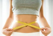 間歇性斷食、吃中藥都沒用！她一年肥7公斤…醫要求這1點：一個月瘦2kg