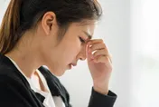頭痛到後腦勺疑是腦瘤　沒想到竟是「青光眼」作祟　延遲就醫恐眼瞎！
