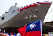 海軍1.6萬噸玉山艦6月成軍 將擔負南海運輸重任