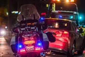 高速撞路樹「車上6人全死」！詭異車禍無人目擊　警收「iPhone 14自動通報」傻眼