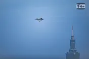 國慶第3次空中預演　幻象2000低空飛過台北添看頭