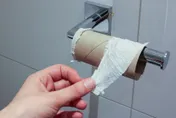 不良排便習慣恐釀痔瘡！專家揭痔瘡治療與預防方式：「這些人是高風險族群！」