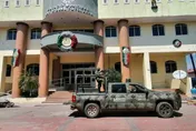 恐怖槍戰血染墨西哥！市政廳外牆佈滿彈孔…市長等18人身亡