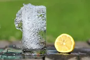 喝氣泡水也會胖？醫：與這個「氣體」有關
