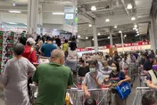 國泰世華當機「癱瘓好市多」！民眾無法刷卡「大排長龍1hr」　擠爆影片曝光