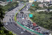 國道9日14地雷路段曝光！國五北上恐塞至隔天凌晨　高公局籲避開尖峰時段