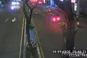 騎車火氣大！2騎士按喇叭起糾紛　下車互嗆動手互毆