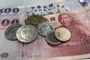 普發現金開放ATM領現  2銀行祭抽獎優惠