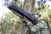 陸空拍機偷拍二膽島　譏士兵跑光　金防部：挑釁極易引發誤判