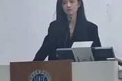 影/正妹女師「神仙顏值」神似江疏影　學生直呼：上了一次課還想上！