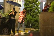 直擊原子少年小孩最後舞台！收下鐵粉「4字」難忍激動　落寞離去身影曝光