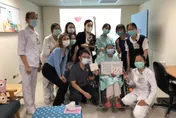 「急性骨髓性白血病」病婦挺過二次骨髓移植！臺中慈濟醫院慶重生
