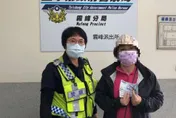 買個菜險白花6千元！霧峰婦人失金驚魂30分鐘　暖警幫撿回一毛不少