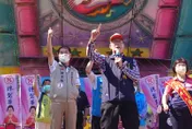 影/苗栗藍軍分裂加劇　陳超明同台力挺鍾東錦