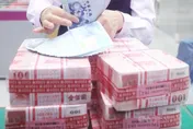 股債雙跌「歷史少見」！勞動基金1至9月虧5124億元