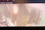 影/生死12秒！「金屬門炸飛」港榮華餅家烤爐突爆炸　3製餅師傅與死神擦肩過
