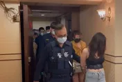高雄警抄選妃應召站！3尋歡客還來不及連結就被逮