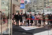 SOGO百貨周年慶首日湧入逾10萬人潮！業績狂飆13億元