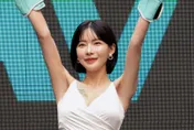 【影】深田詠美驚喜訪台！大U禮服「F級渾圓快炸開」　羞認「1月產25支」：那邊痛痛的