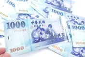 獅子突破自我、水瓶有望升遷！「3星座」11月發大財：TOP1旺翻
