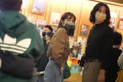 林瑞陽愛子❤柴智屏女兒約會ing！大方給拍：可以直接來問　「全程十指緊扣」甜蜜畫面曝