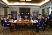 被控飛彈「誤炸波蘭」！烏外長：俄方陰謀論　拜登與G7召開緊急會議