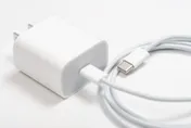 幫自己充電？女吞1公尺長手機充電線卡體內　竟是因「這癖好」導致