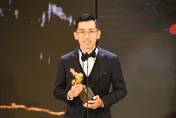 金馬59/大馬導演首次提名就奪「最佳原著劇本」！他上台嚇傻吐：頒錯了吧？