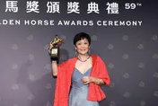 金馬59/睽違36年3度封后！張艾嘉哽咽認「有壓力」：不得獎對不起大家　「藍寶石項鍊少一顆」真相曝