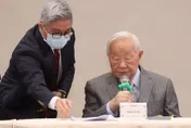 【影】恭喜習近平20大成功　張忠謀：是我的主意
