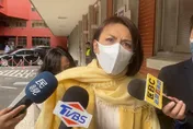 護航親弟無下限！邱議瑩「瞪大眼睛」嗆聲媒體「你好低喔」　他嚇壞：好可怕