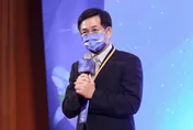 快訊/國中會考驚傳炸彈恐嚇？　潘文忠證實「信箱有東西」：不敢掉以輕心