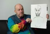 自爆遭外星人綁走60次！英男揭「首次接觸」全過程：長得像吸血鬼
